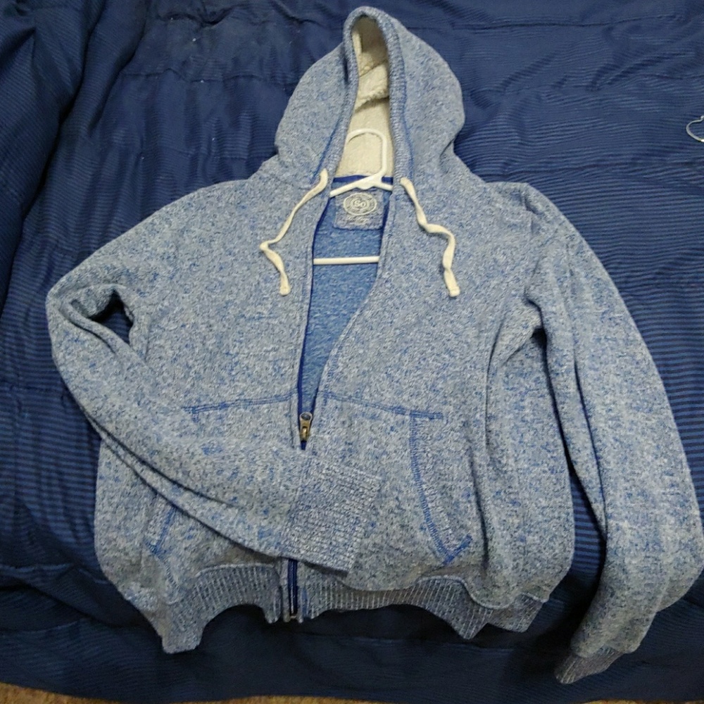 SO zip up hoodie